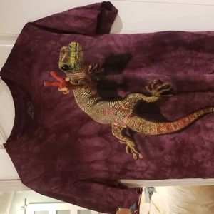 The Mountain T-Shirt Size M